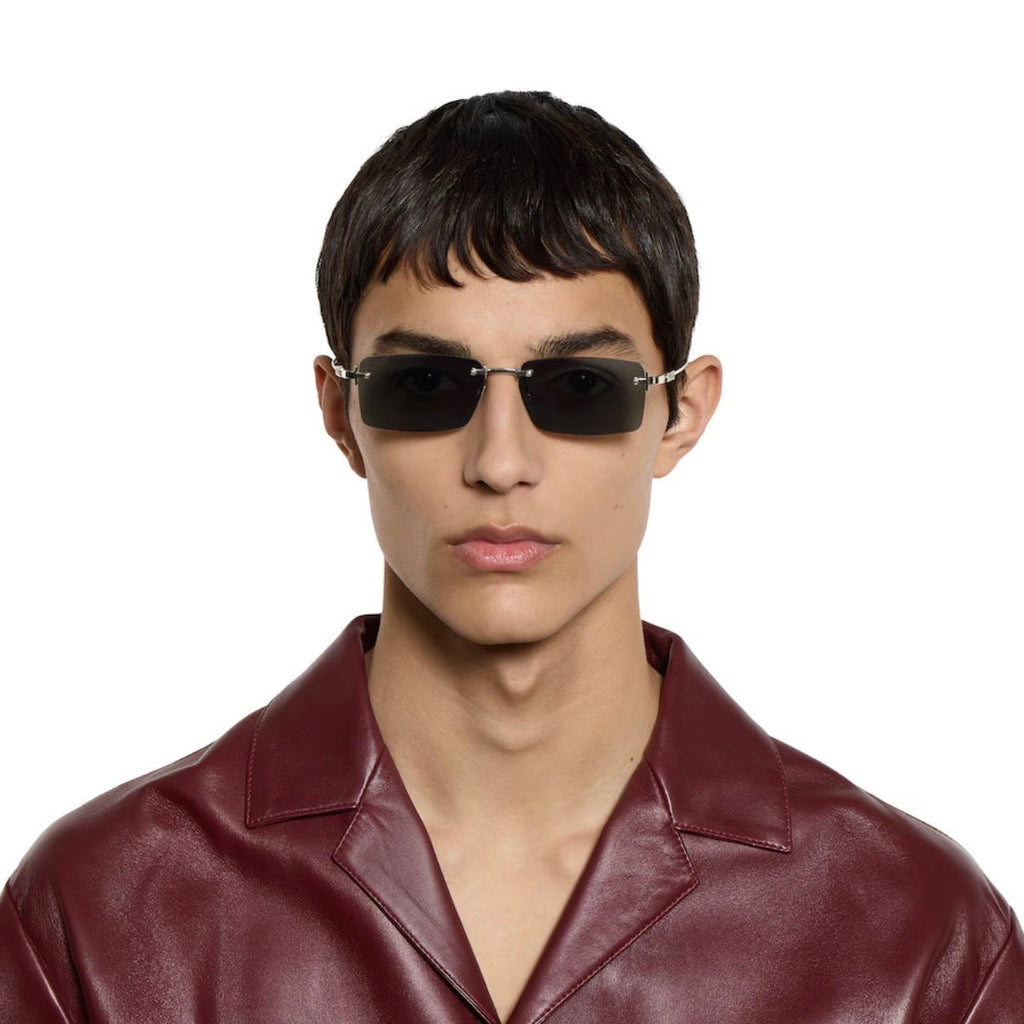 Lunettes de soleil Gucci GG1808S