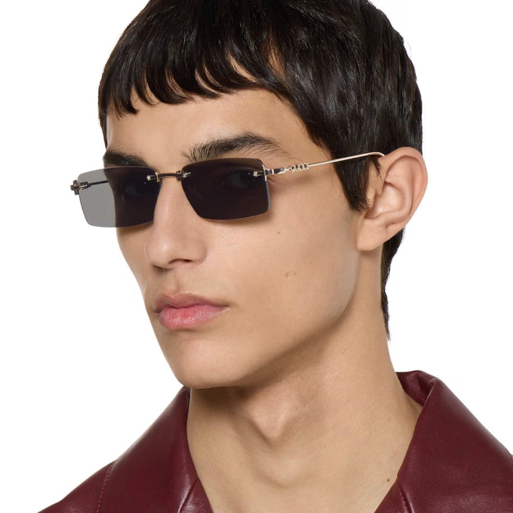 Lunettes de soleil Gucci GG1808S