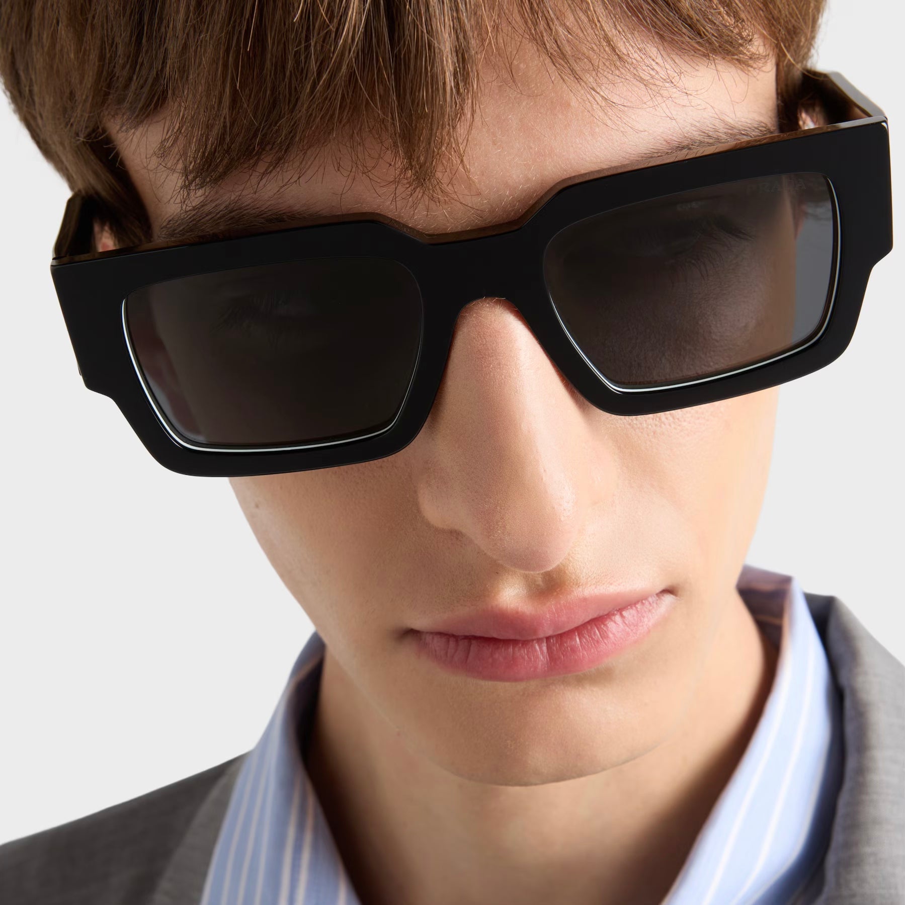 Lunettes de soleil Prada Symbole PR06YS noires