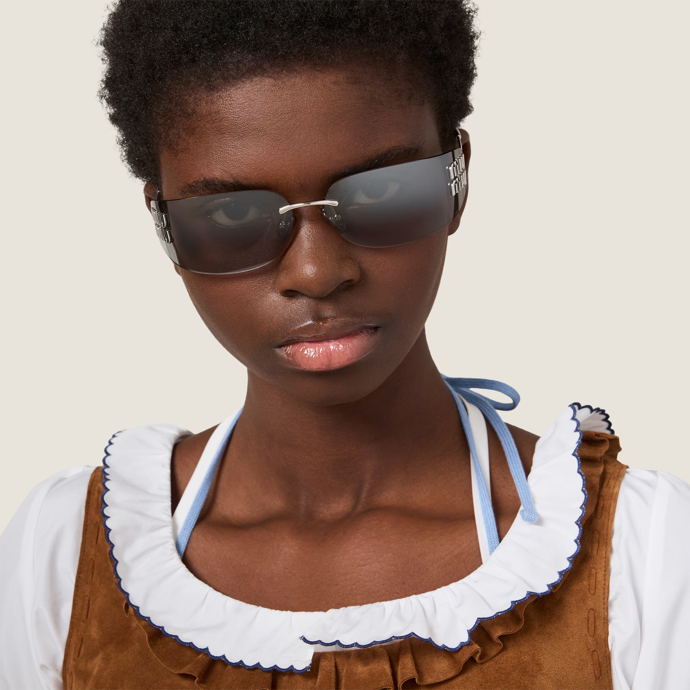 Lunettes de soleil MIU MIU MUZS argentées