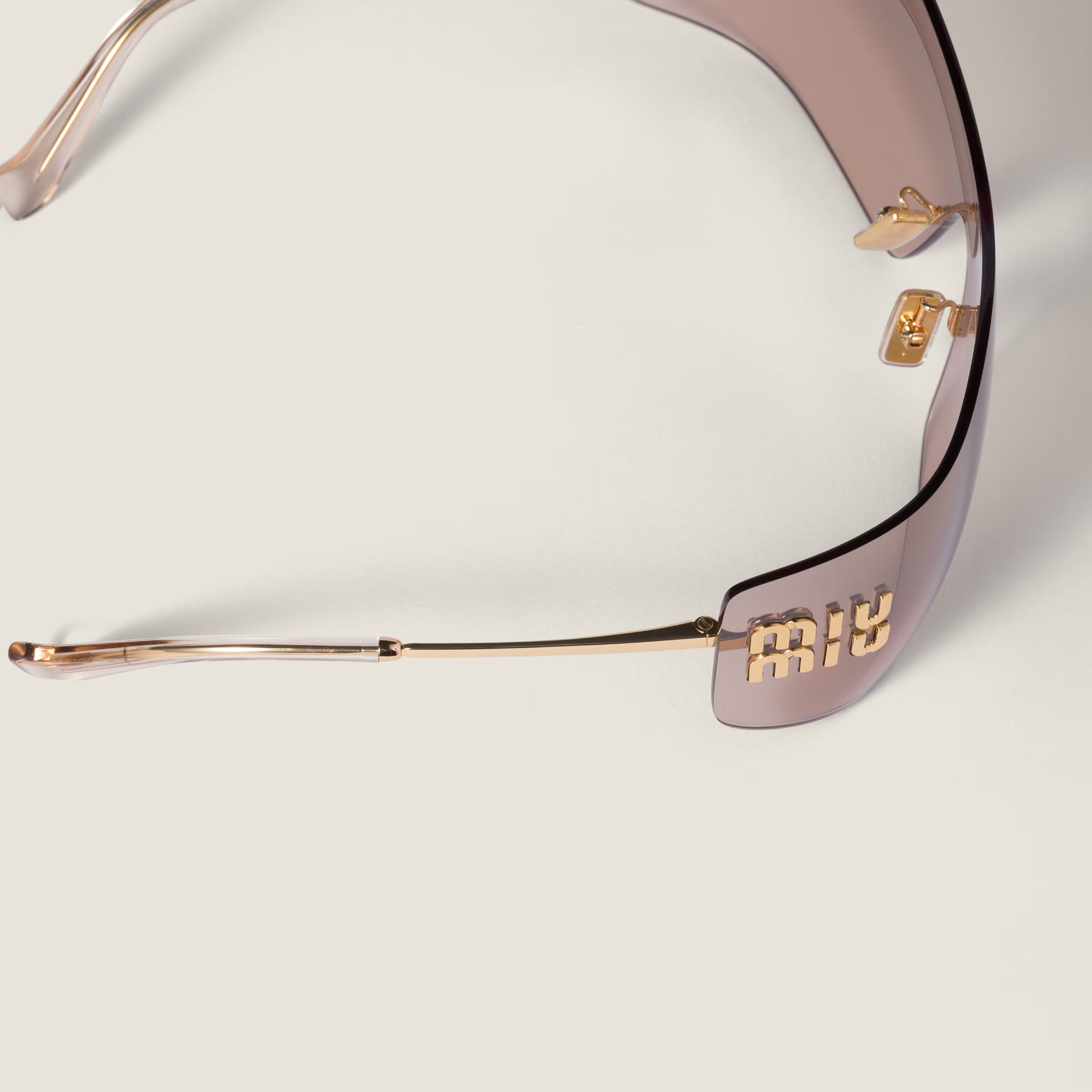 Lunettes de soleil MIU MIU MUZS