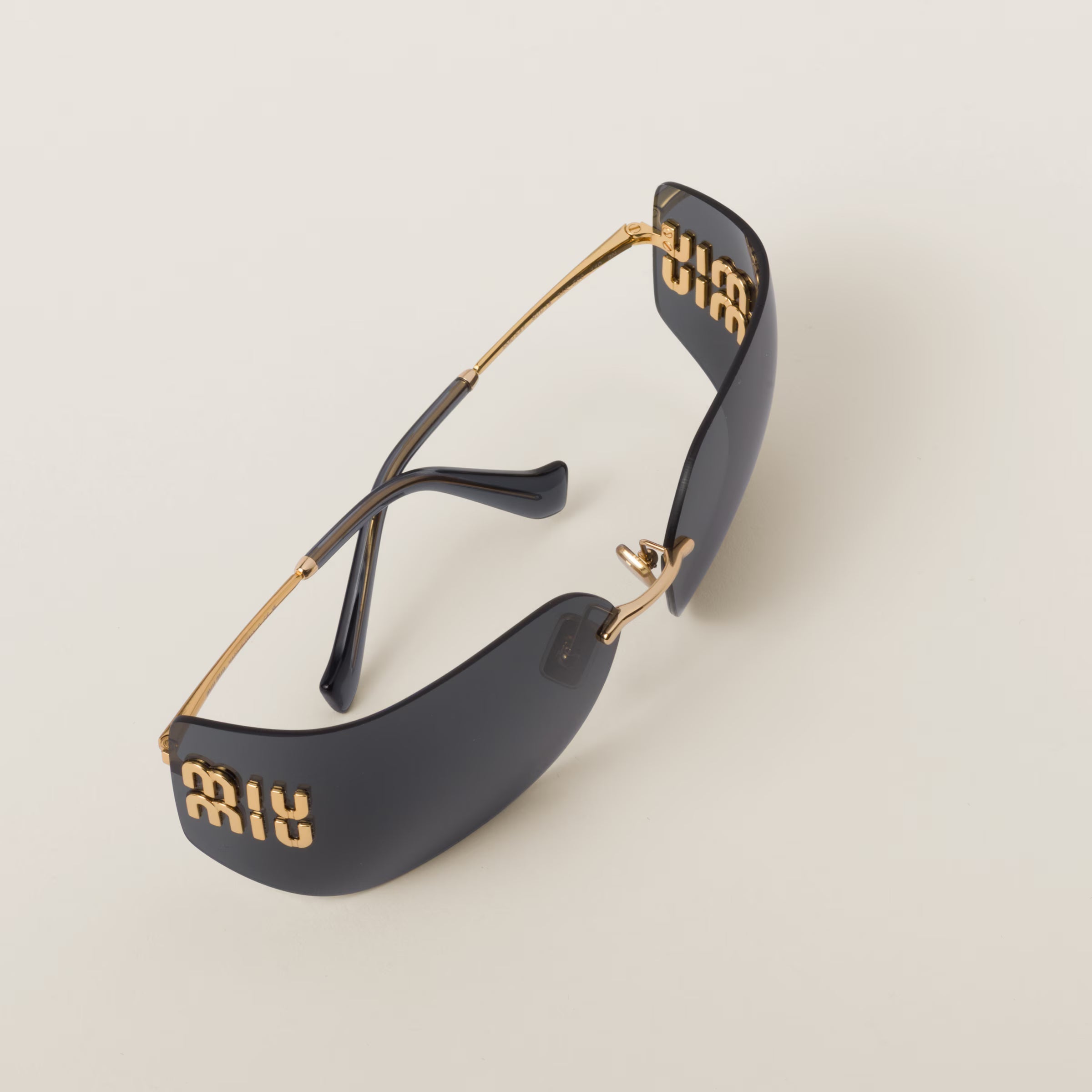 Lunettes de soleil MIU MIU MUZS